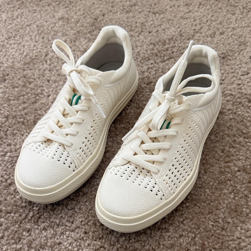 Rothy’s RS02 Sneaker size 7